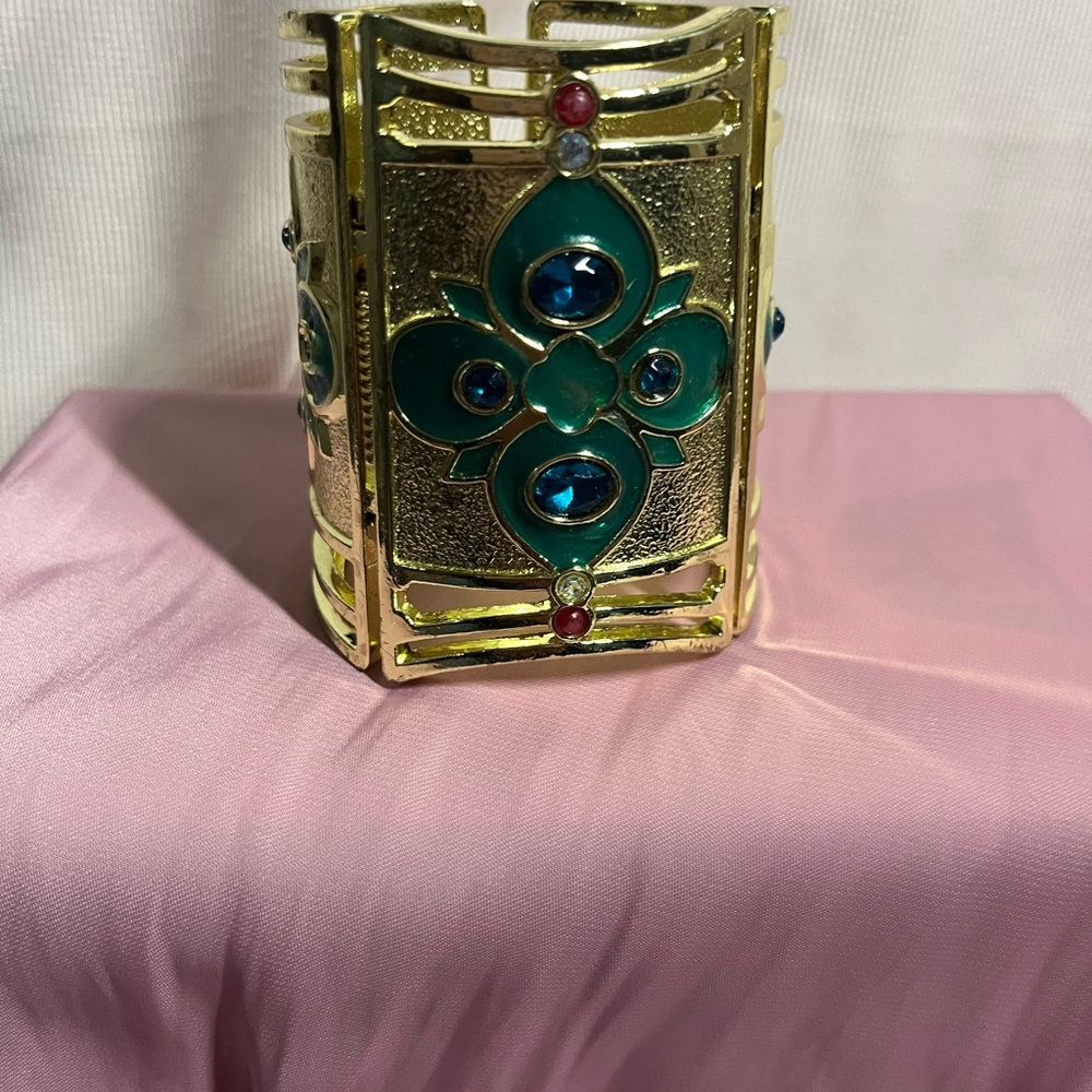 Luxurious Gold Cuff Bracelet with Teal and Blue Accents
